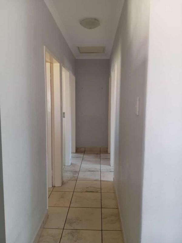 3 Bedroom Property for Sale in Waterval East North West